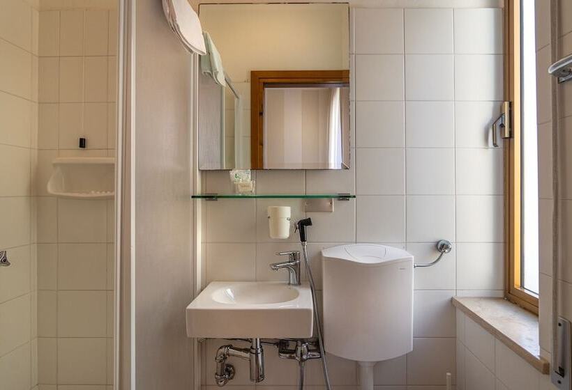 בית מלון כפרי Brunella