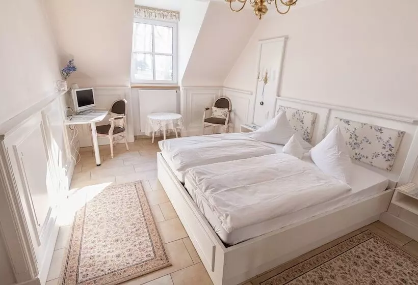 Hotelli Furstenberger Hof
