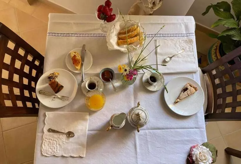 Отель L'eco Dell'800