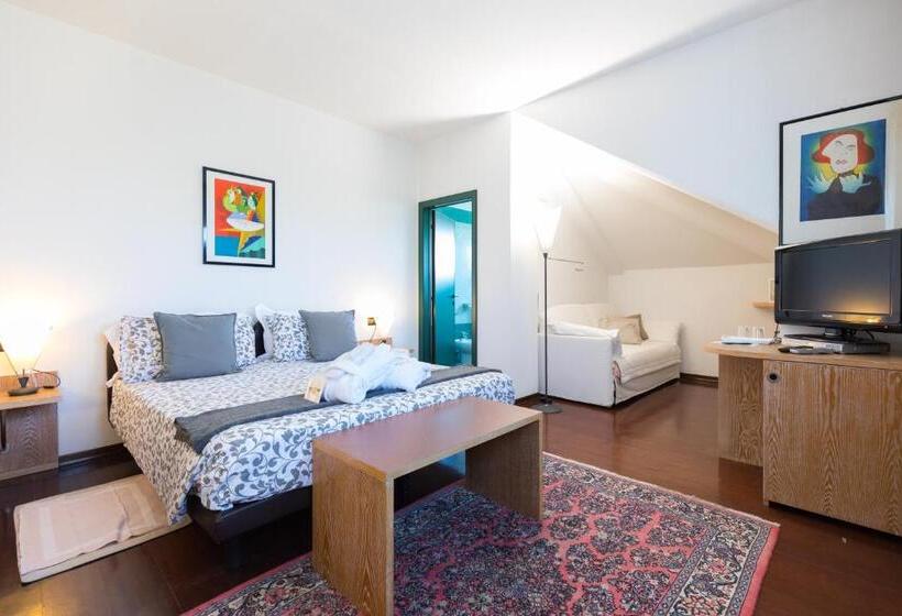 בית מלון כפרי Logonovo