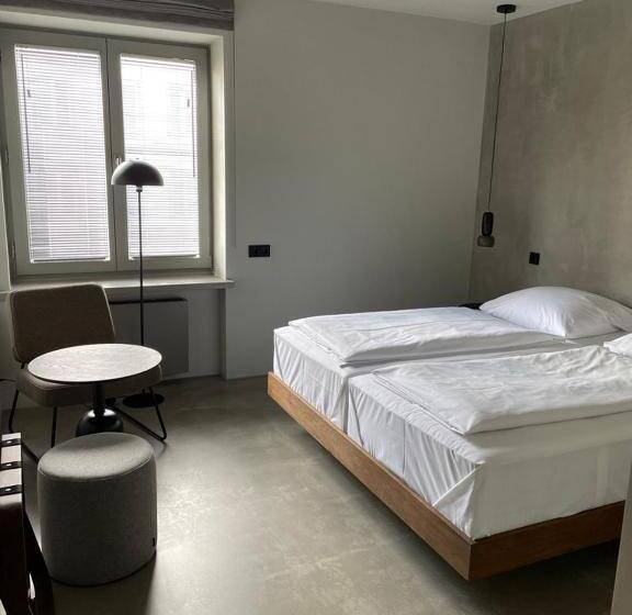 Hotel Mons Am Goetheplatz