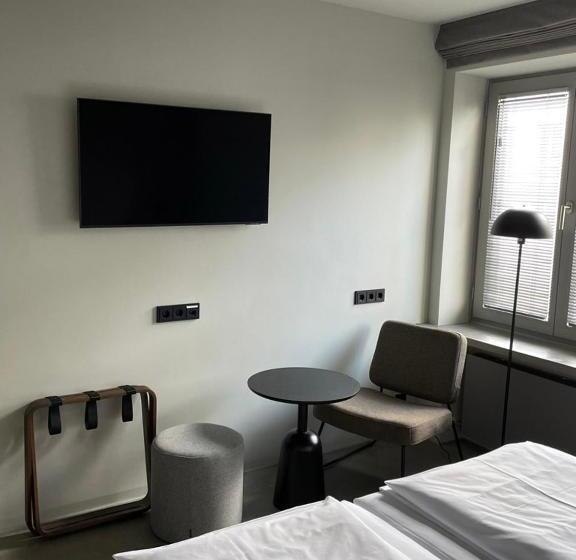 Hotel Mons Am Goetheplatz