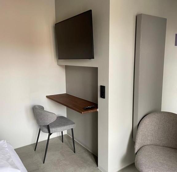 Hotel Mons Am Goetheplatz