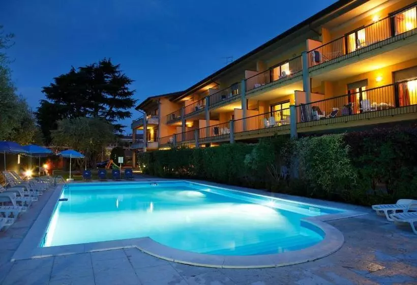 هتل Residence Spiaggia D'oro