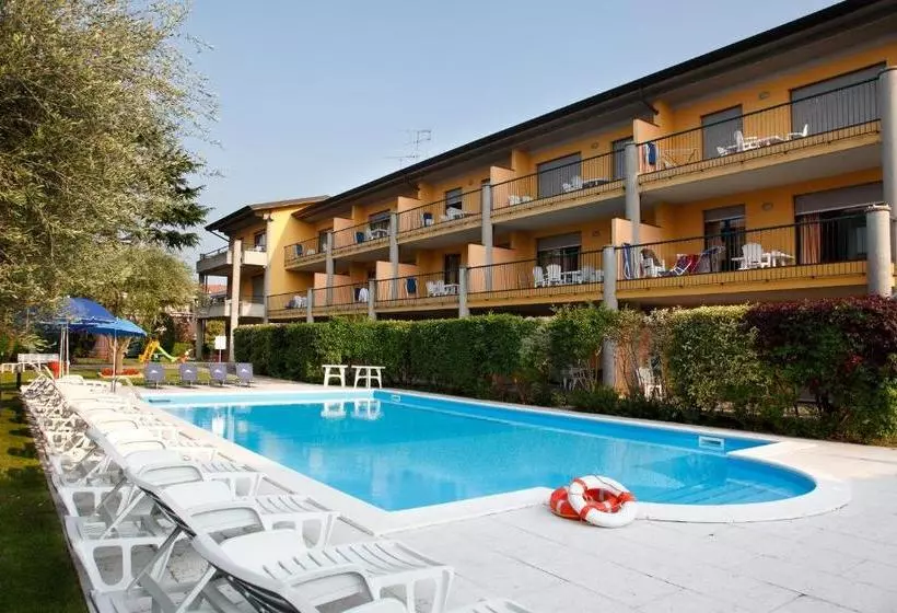هتل Residence Spiaggia D'oro