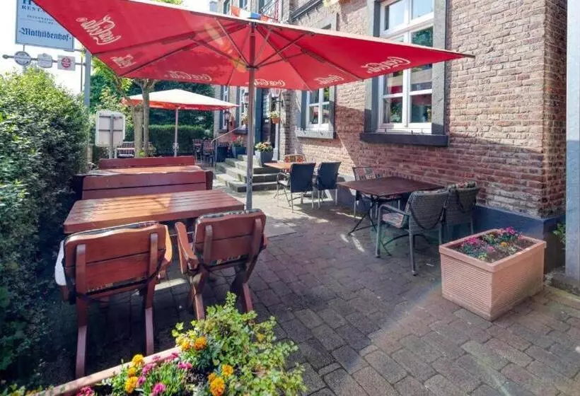 ホテル Restaurant Mathildenhof