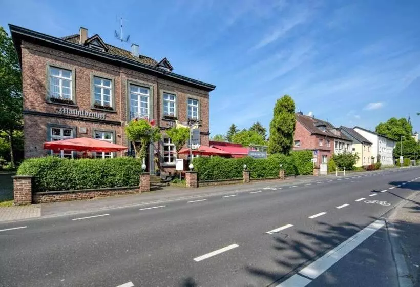ホテル Restaurant Mathildenhof