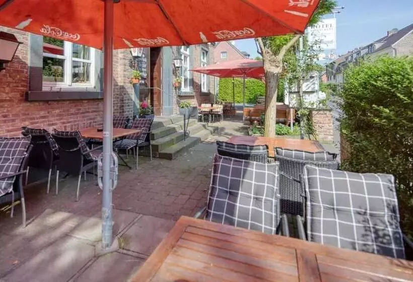 ホテル Restaurant Mathildenhof