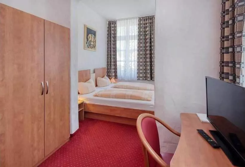 ホテル Restaurant Mathildenhof