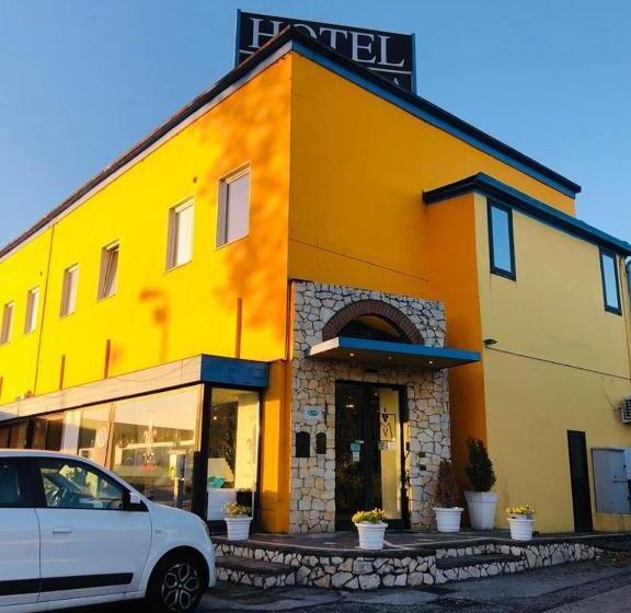 Сельский отель Villabella