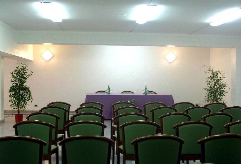 בית מלון כפרי Sea Garden