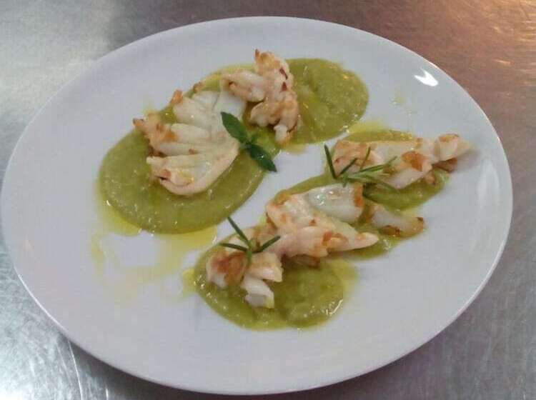 בית מלון כפרי Sea Garden