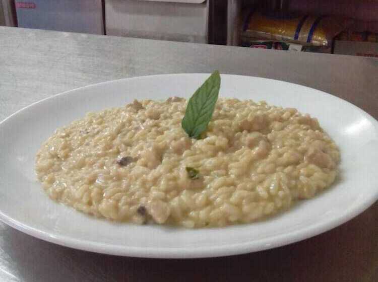 בית מלון כפרי Sea Garden