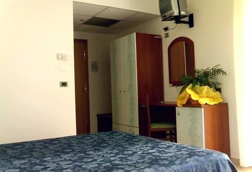 בית מלון כפרי Sea Garden