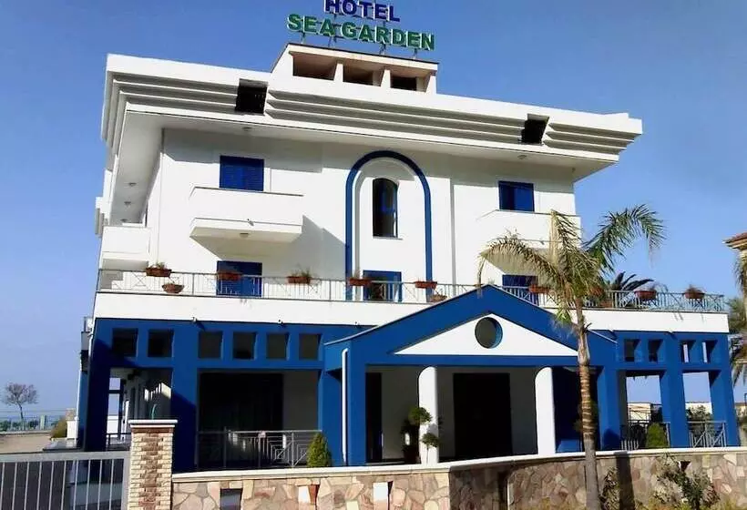 Отель Sea Garden
