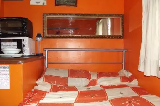 Pensionat Tinas London Guesthouse