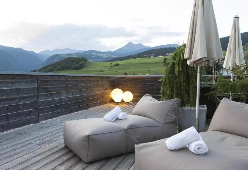 Отель Tirolerhof