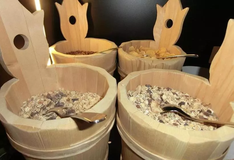 Отель Tirolerhof