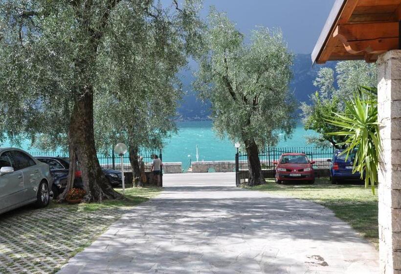 בית מלון כפרי Veronesi