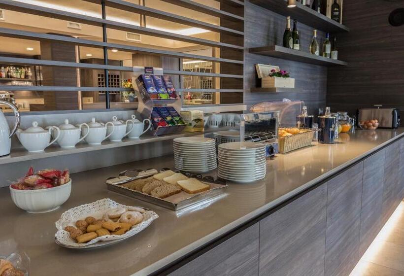 בית מלון כפרי Veronesi