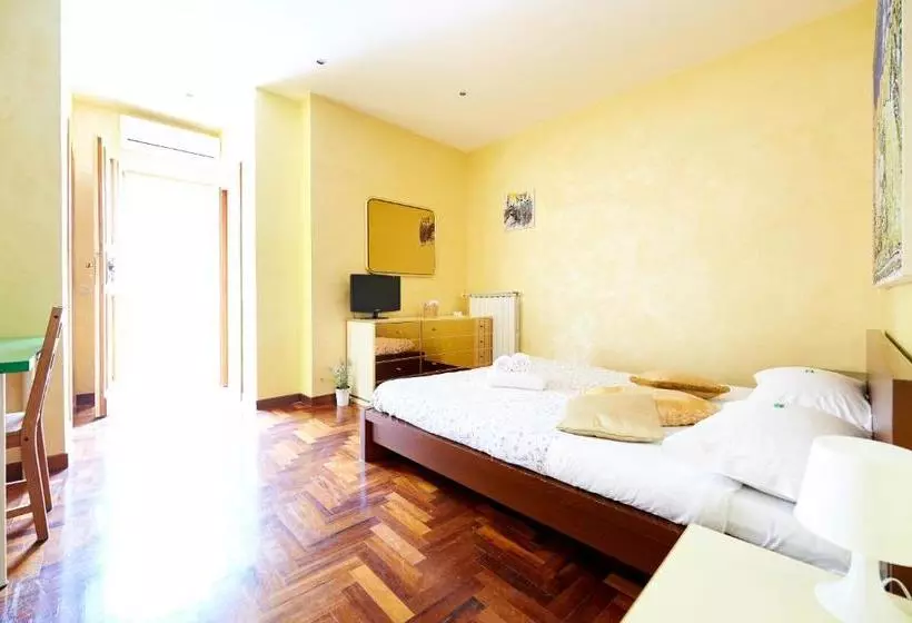 هتل Villino Fiorella