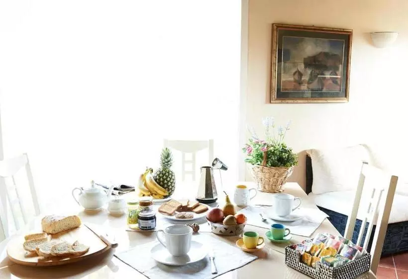 هتل Villino Fiorella