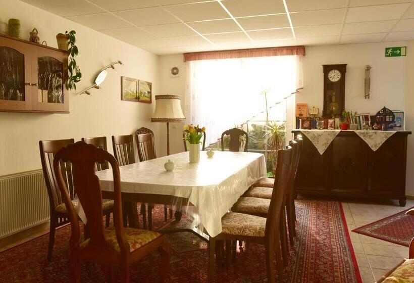 Land Gut Hotel Schenkenberger Hof