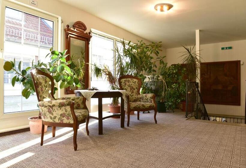 Land Gut Hotel Schenkenberger Hof