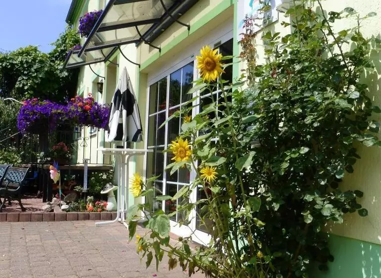 Land Gut Hotel Schenkenberger Hof