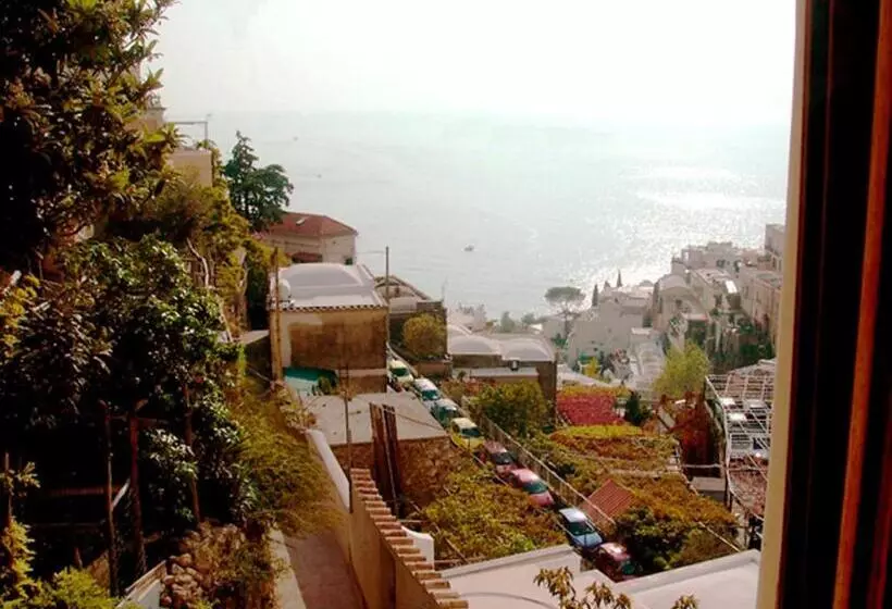 اقامتگاه Ludovica Apartment