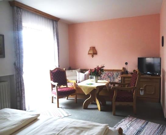 Szálloda Fränkischer Hahn