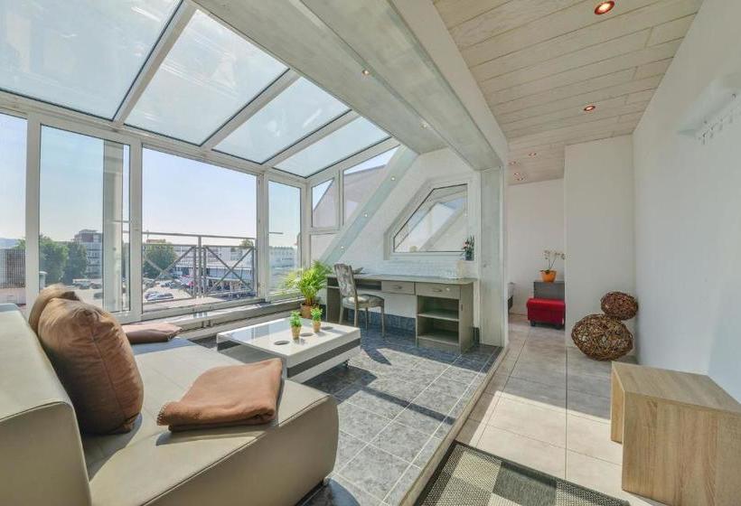 Отель Grüner Baum