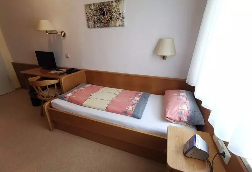 Haus Am Kurpark Hotel Garni