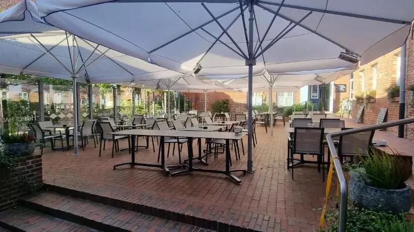 ホテル Hohes Haus