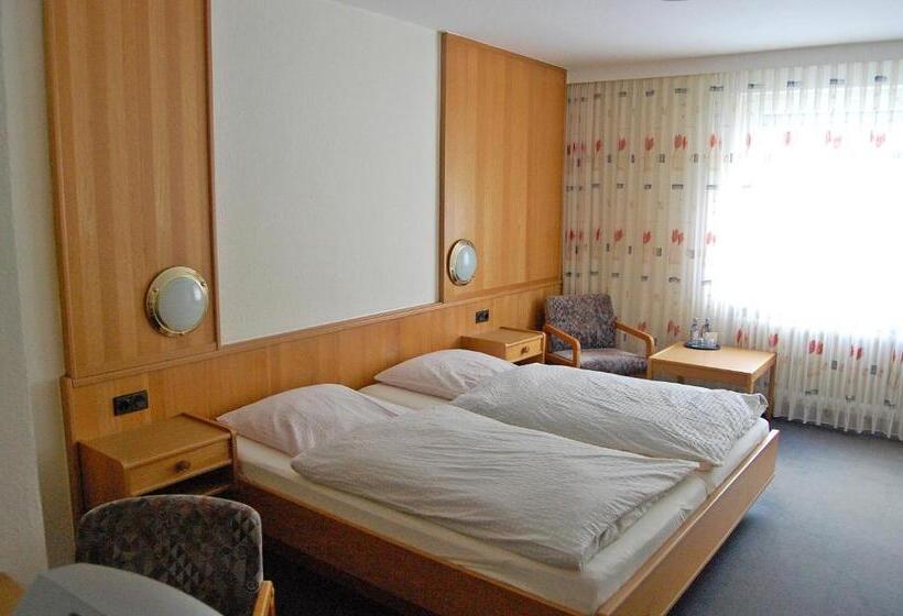 Отель Hubertushof