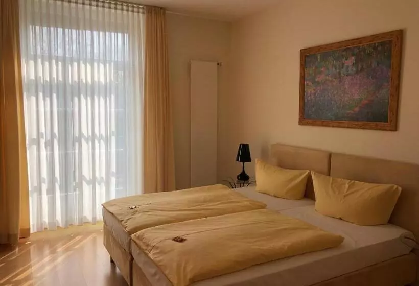 Отель Im Kavalierhaus