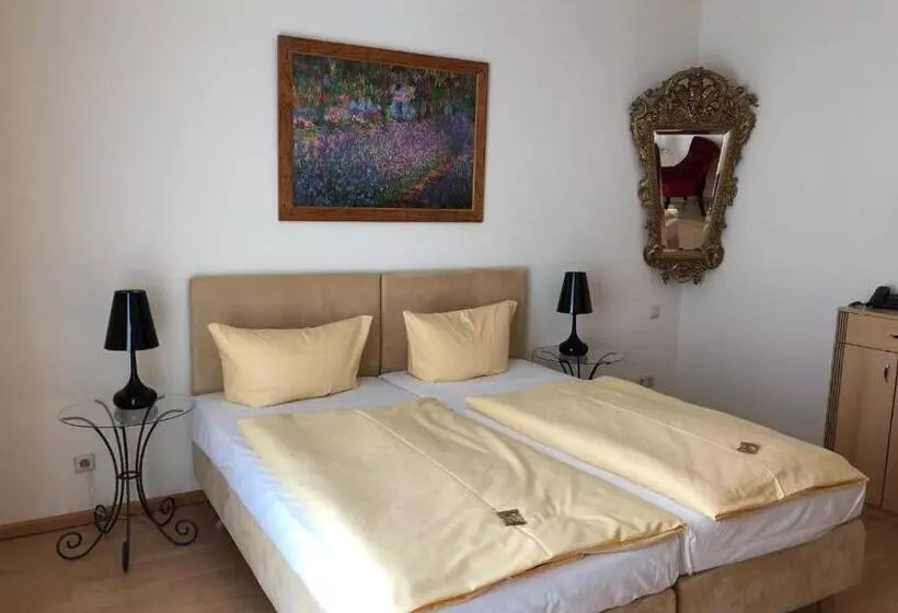 Отель Im Kavalierhaus