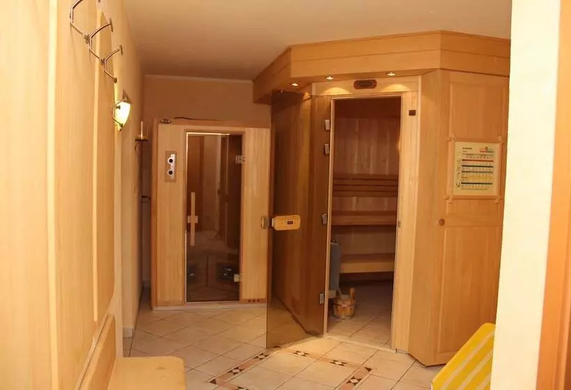 Отель Landidyll Landhaus Liesetal