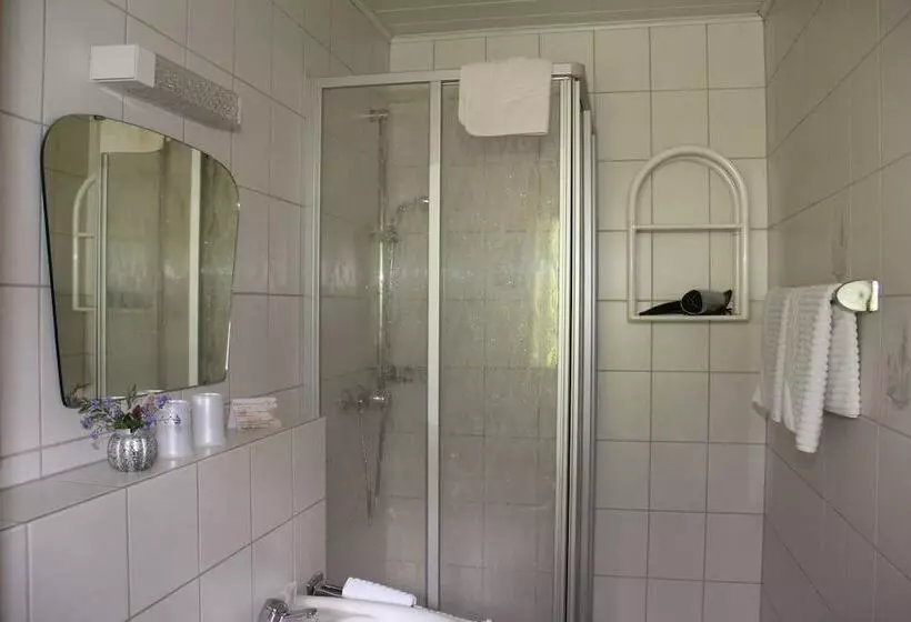 Отель Landidyll Landhaus Liesetal