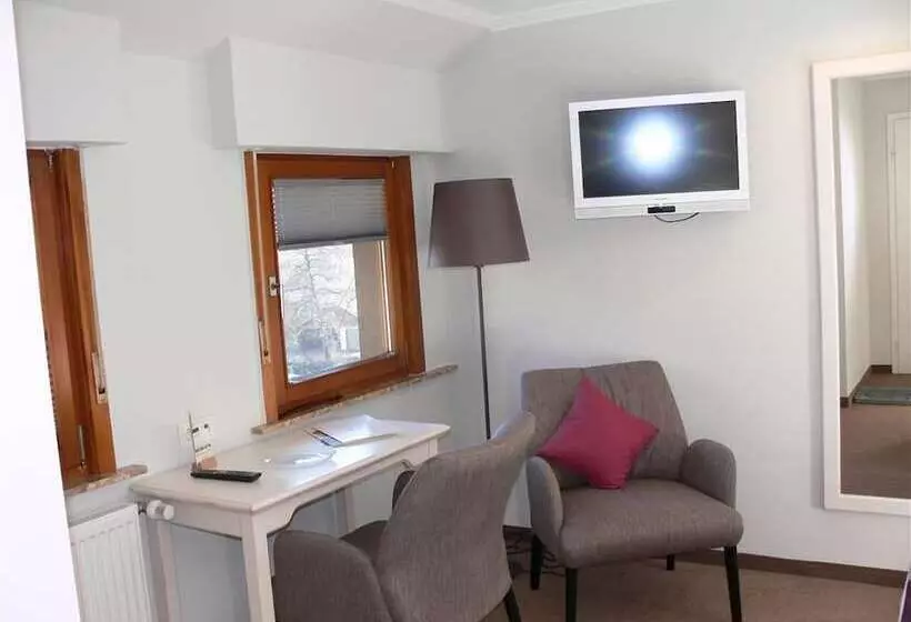 Отель Landidyll Landhaus Liesetal