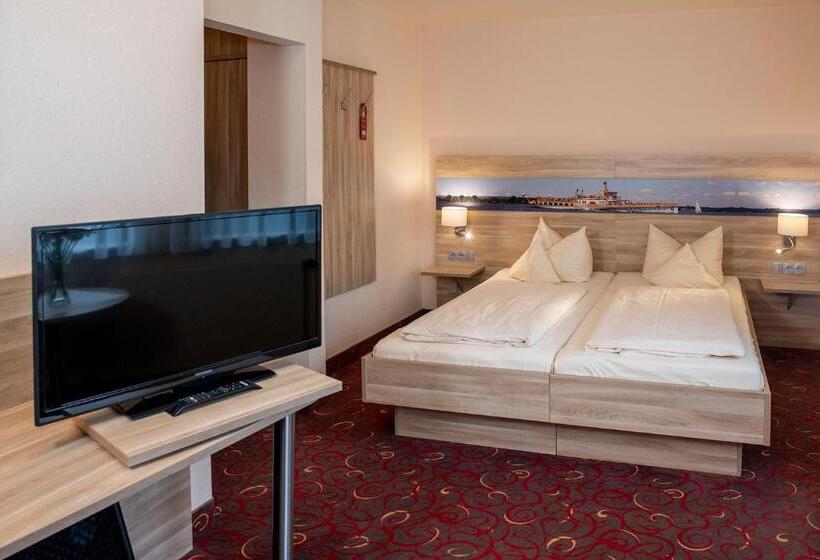 Отель Luitpold Am See