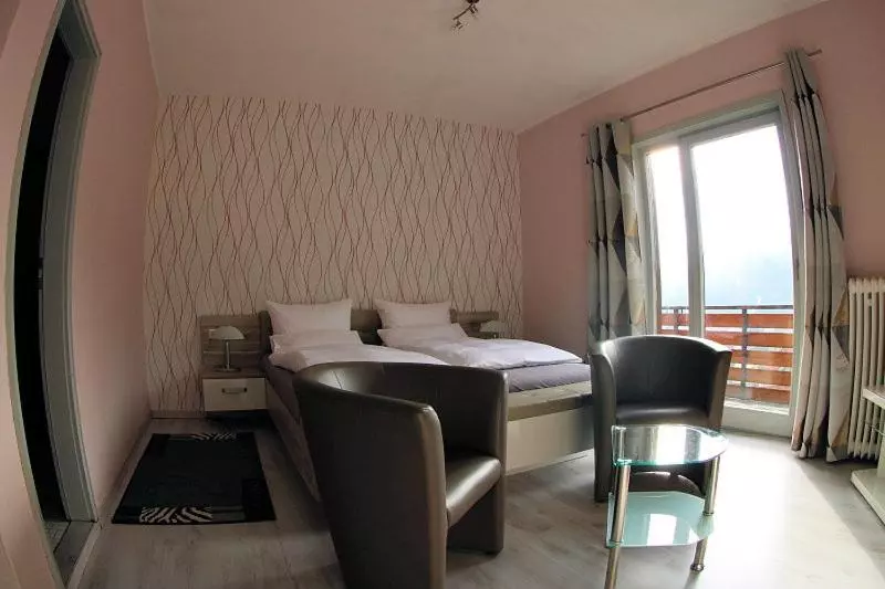 בית מלון כפרי Pension Waldhaus