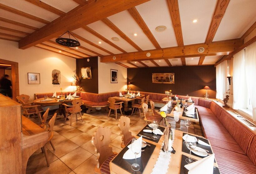 酒店 Restaurant Lindenhof