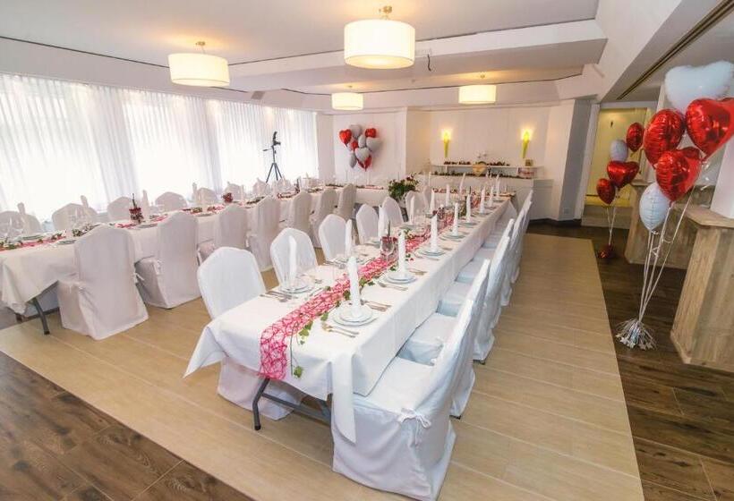 בית מלון כפרי Restaurant Osterather Hof