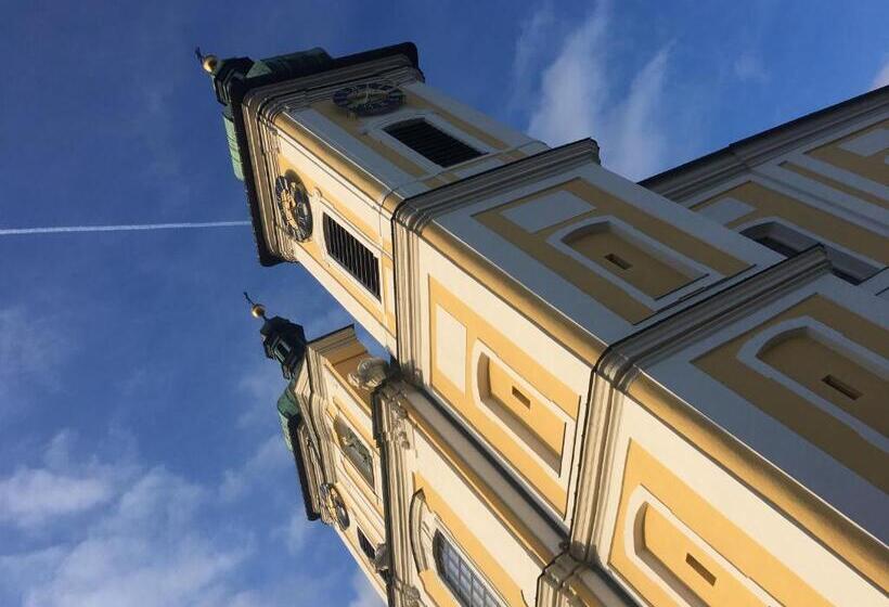 בית מלון כפרי Restaurant Zum Hirschen