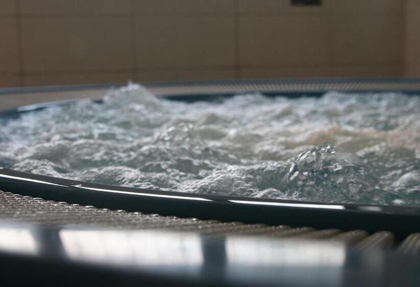 בית מלון כפרי Restaurant Zum Hirschen