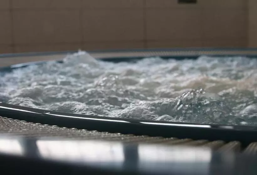 فندق Restaurant Zum Hirschen