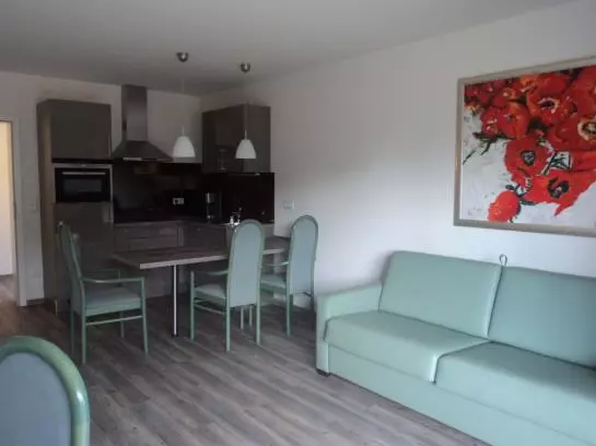 住宿加早餐  Zum Urberg Pension