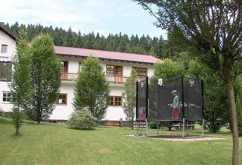 Landgasthof Zum Hirschenstein, Pension Garni