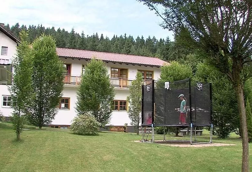 Landgasthof Zum Hirschenstein, Pension Garni